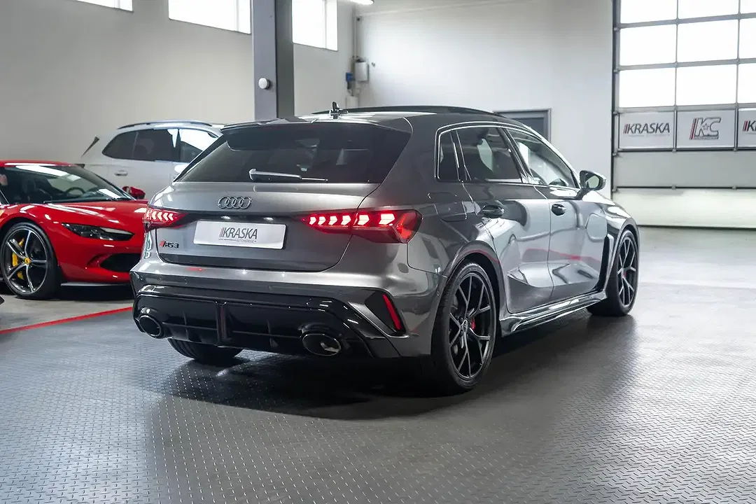 Audi RS3 - Thumbnail 9