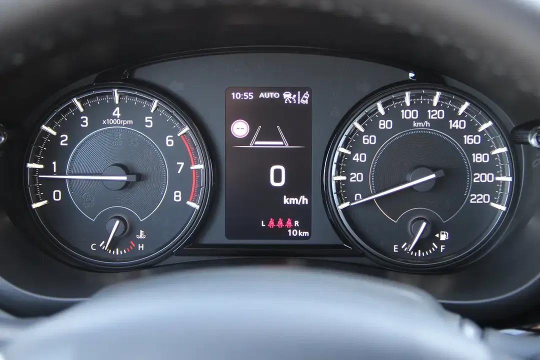 Suzuki S-Cross - Thumbnail 12