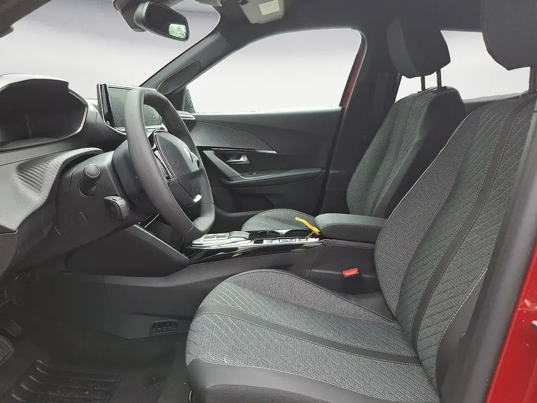 Peugeot 2008 - Thumbnail 7