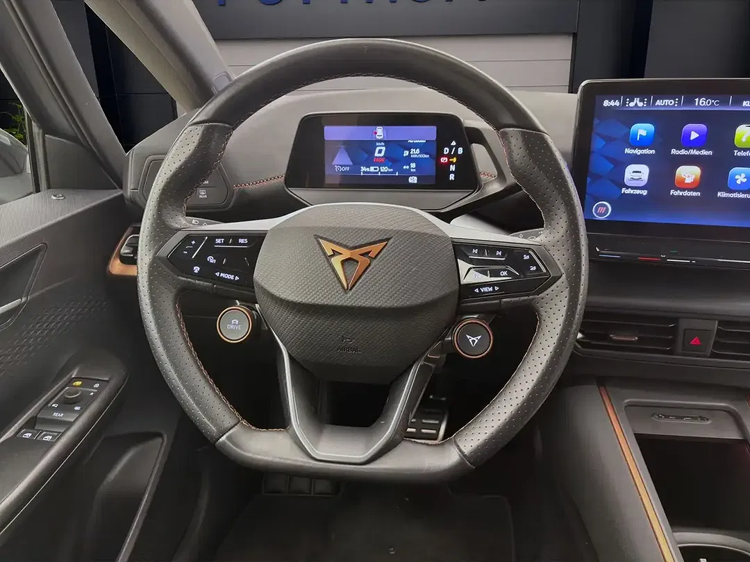 CUPRA Born - Thumbnail 12