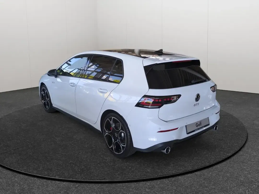Volkswagen Golf GTI - Thumbnail 4