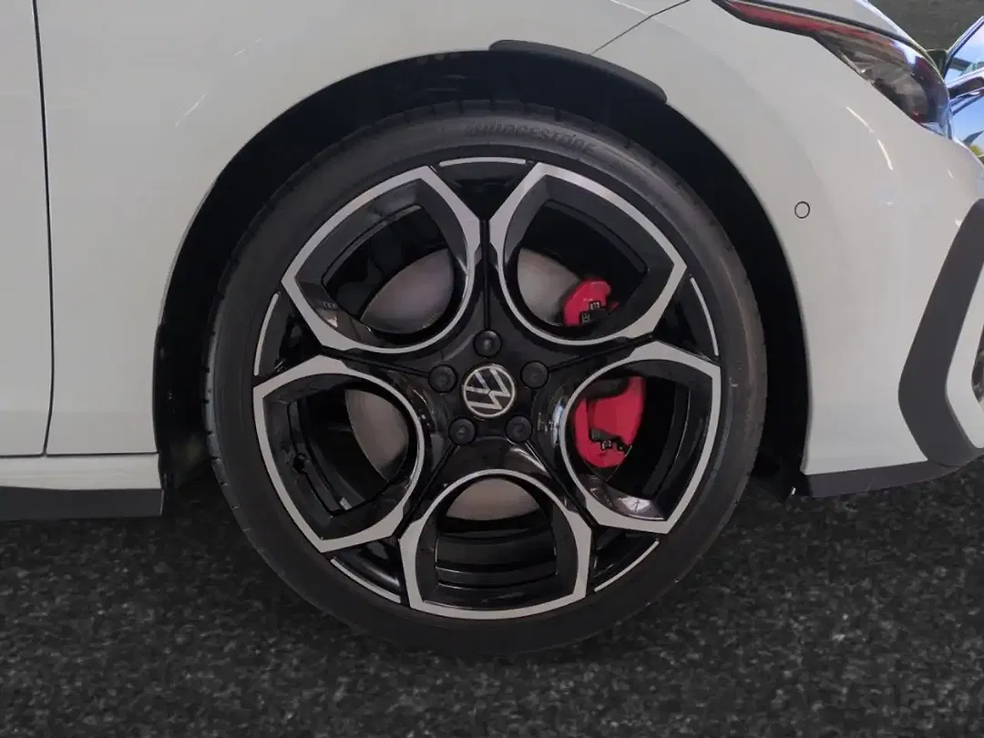 Volkswagen Golf GTI - Thumbnail 8
