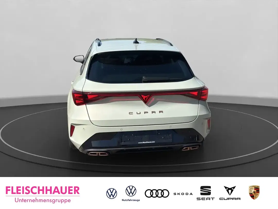 CUPRA Leon - Thumbnail 5