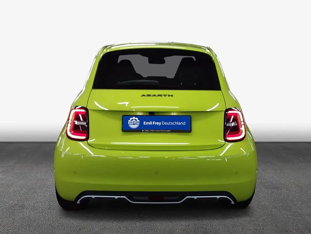 Abarth 500e - Thumbnail 5