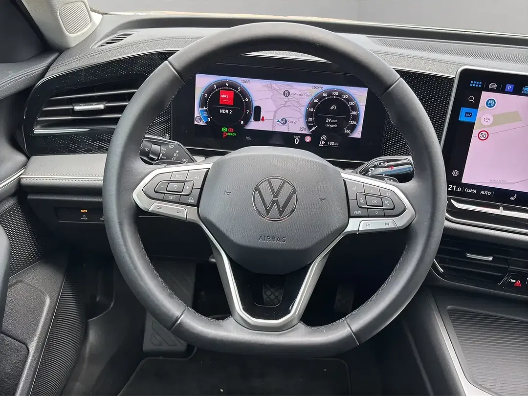 Volkswagen Passat Variant - Thumbnail 10