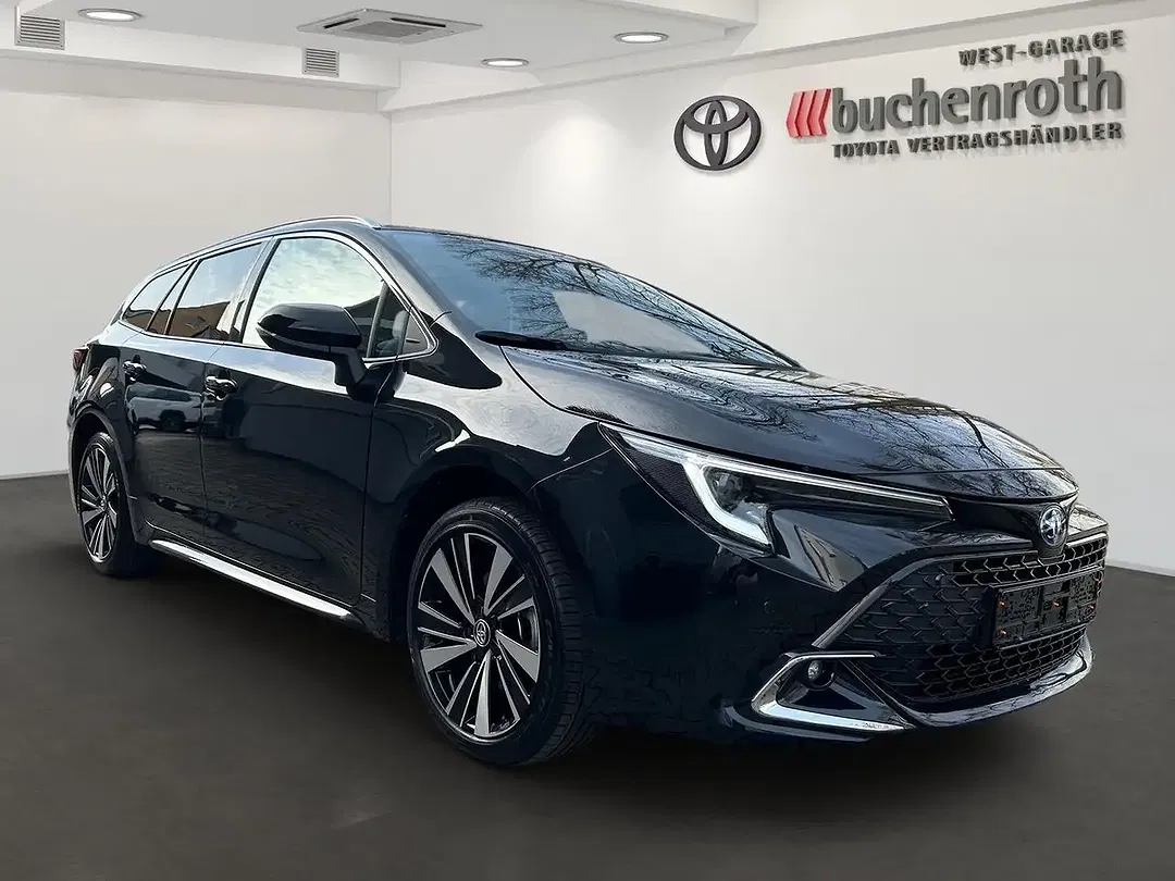 Toyota Corolla - Thumbnail 3
