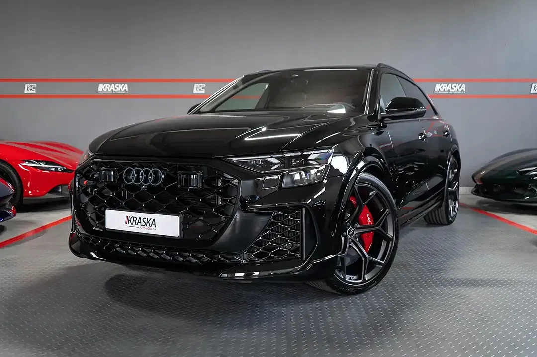 Audi RS Q8 - Thumbnail 27
