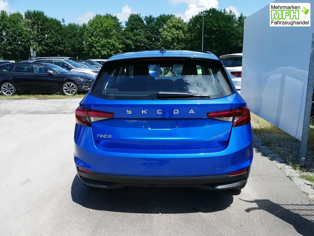 Skoda Fabia - Thumbnail 2