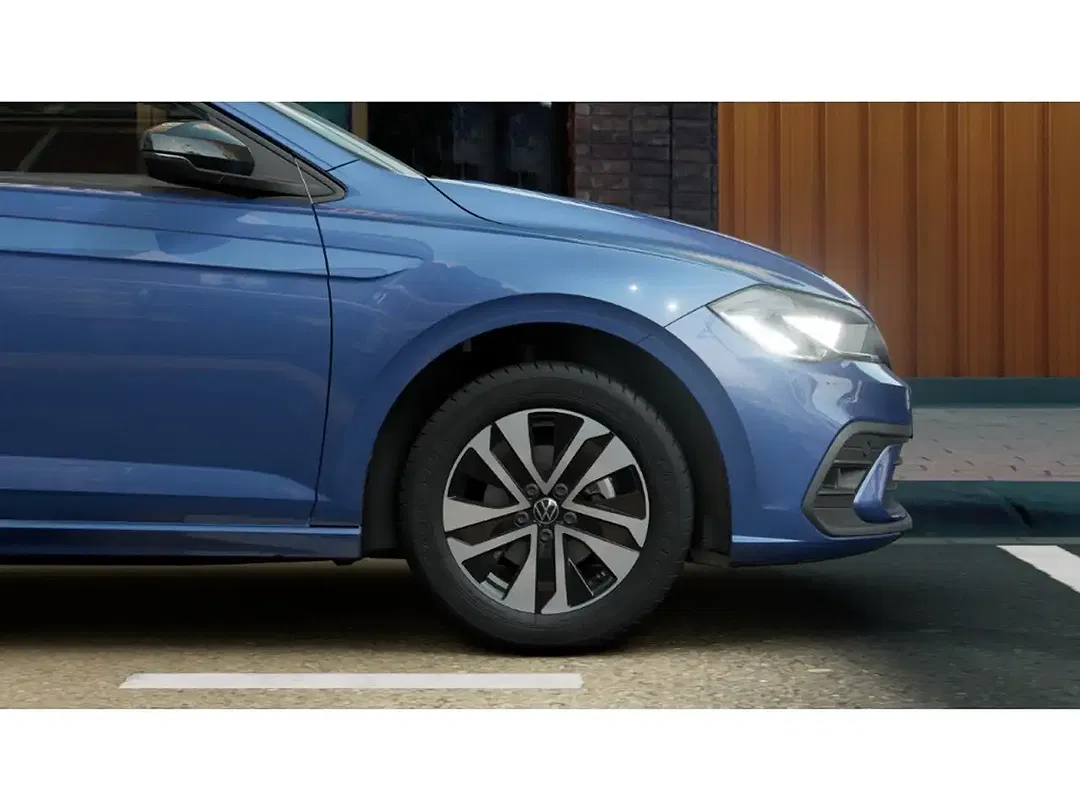 Volkswagen Polo - Thumbnail 7