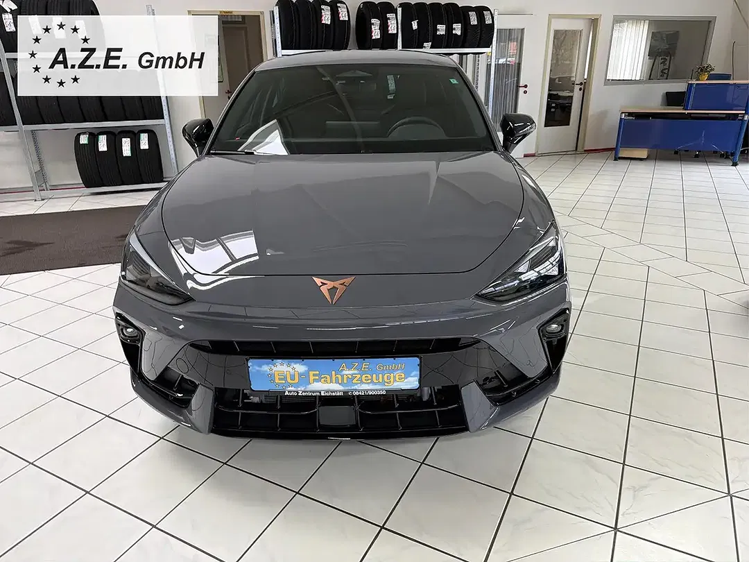CUPRA Leon - Thumbnail 2