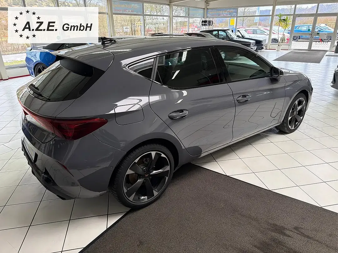 CUPRA Leon - Thumbnail 5