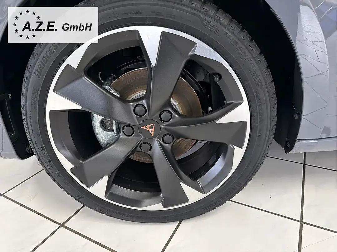 CUPRA Leon - Thumbnail 9