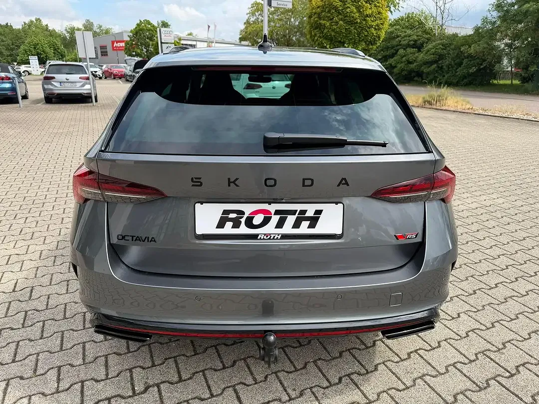 Skoda Octavia - Thumbnail 5