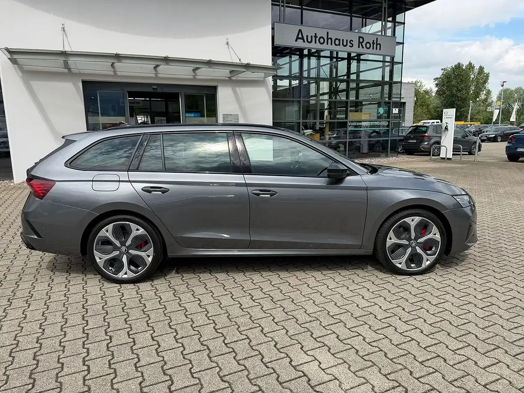 Skoda Octavia - Thumbnail 7