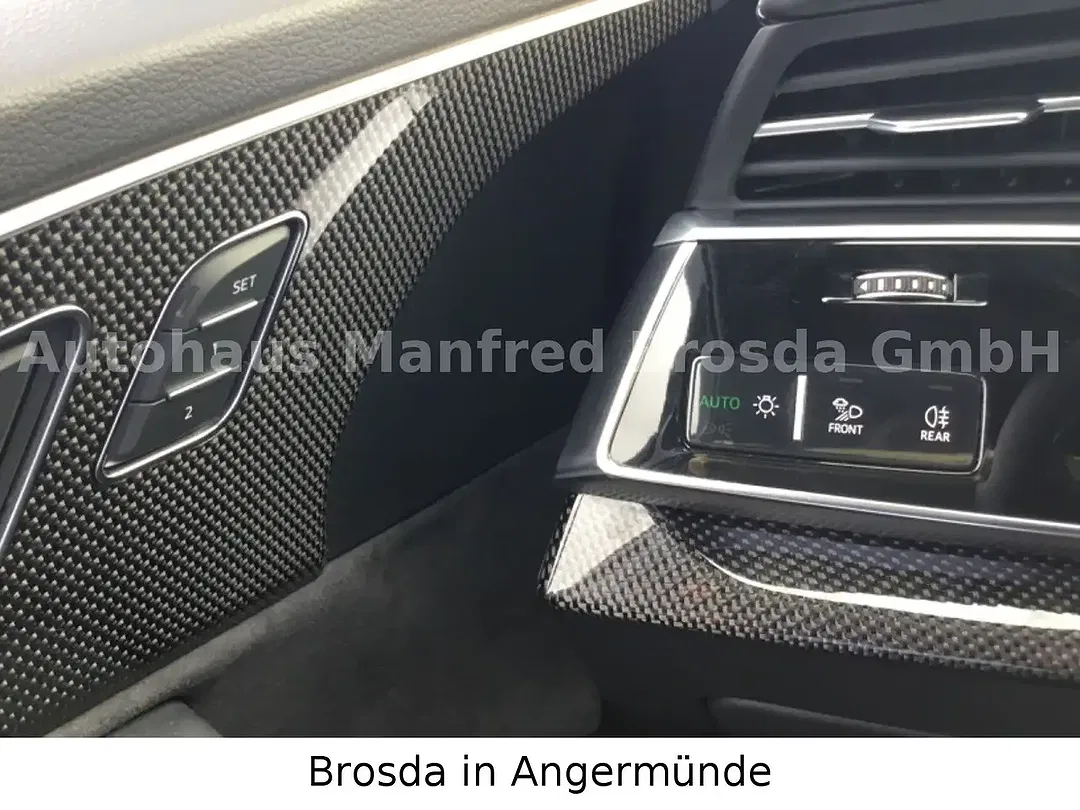Audi SQ7 - Thumbnail 14
