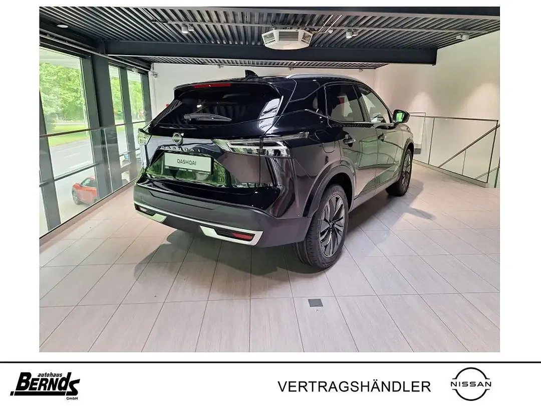 Nissan Qashqai - Thumbnail 3