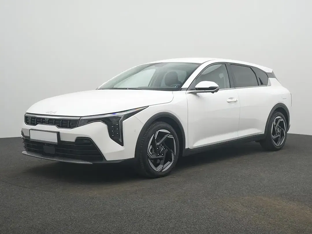Kia K4 - Thumbnail 2