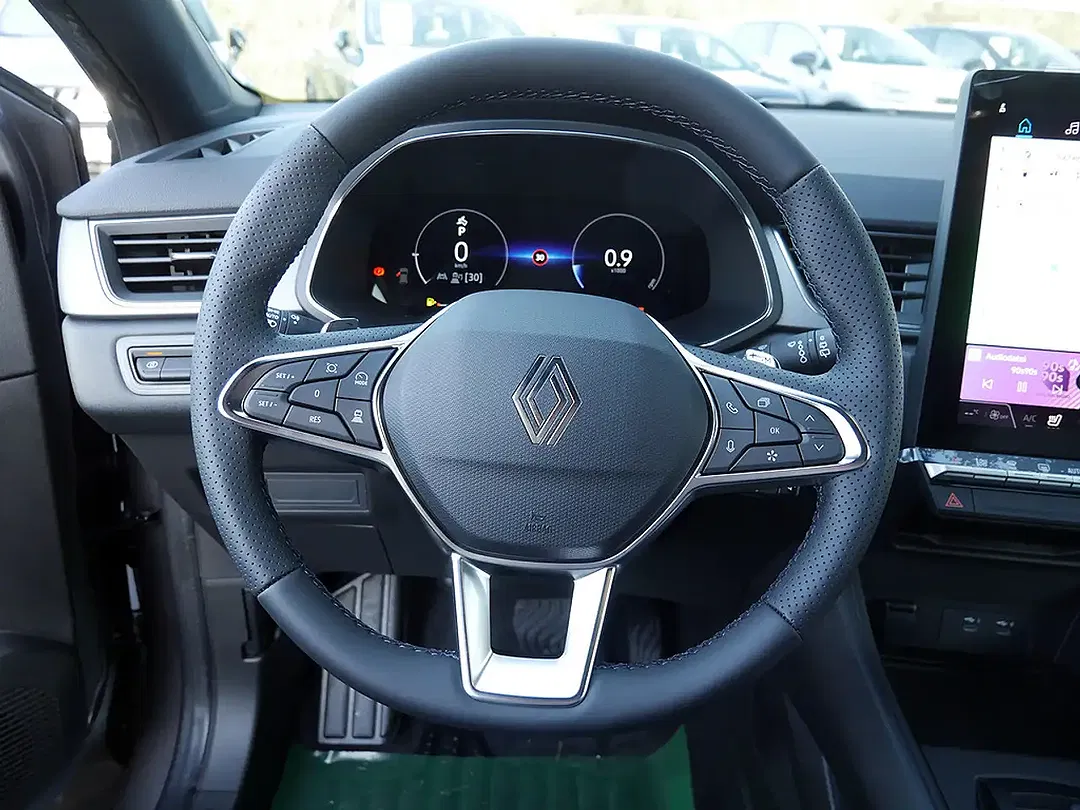 Renault Captur - Thumbnail 8