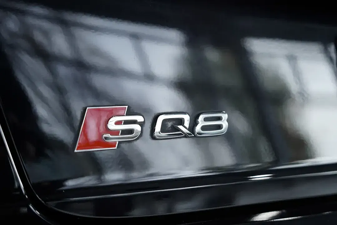 Audi SQ8 - Thumbnail 10