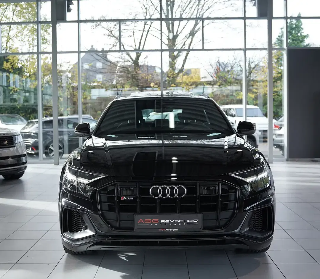 Audi SQ8 - Thumbnail 3