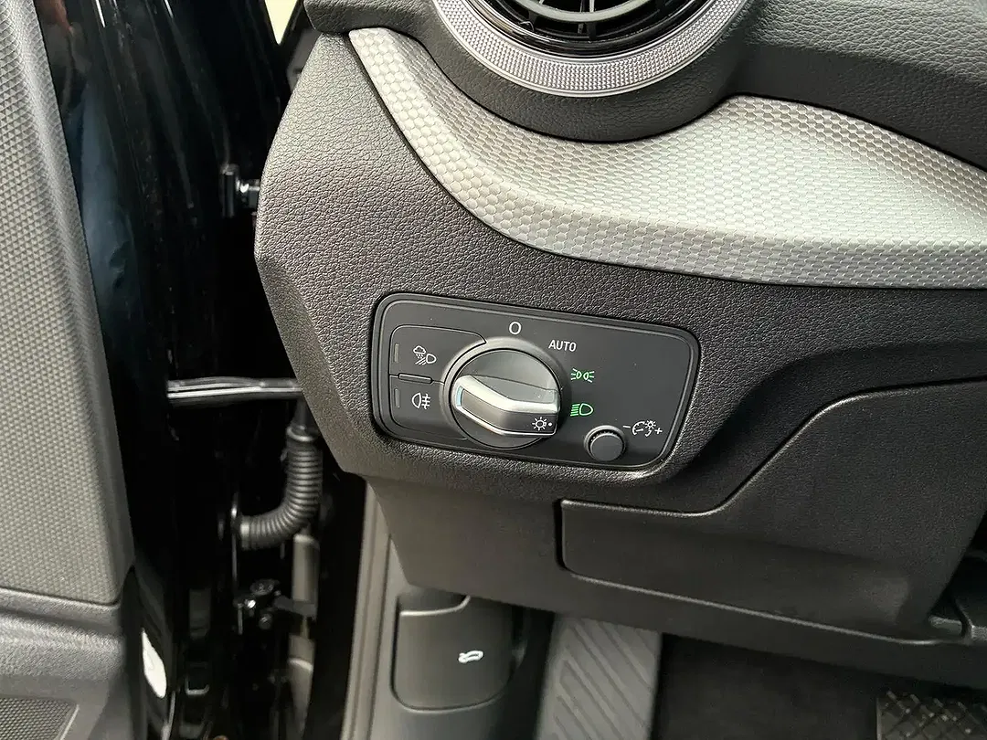 Audi Q2 - Thumbnail 12