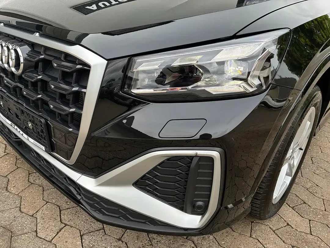 Audi Q2 - Thumbnail 3