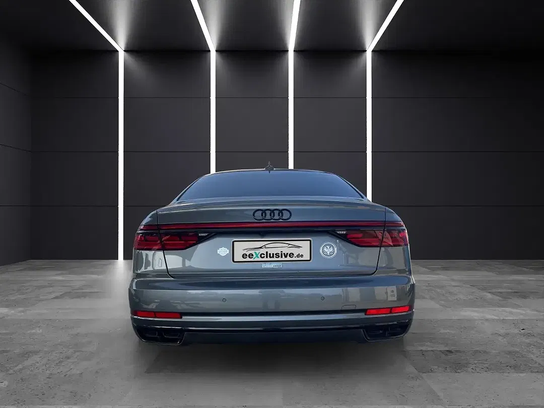 Audi A8 - Thumbnail 5
