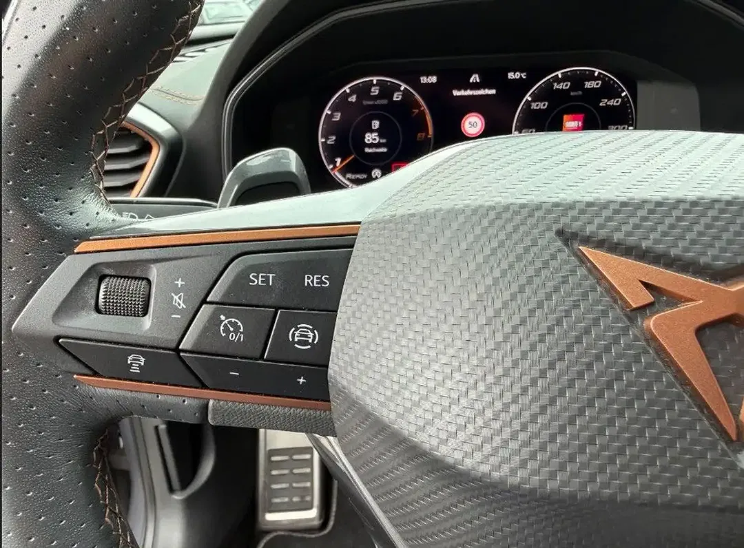 CUPRA Leon - Thumbnail 10