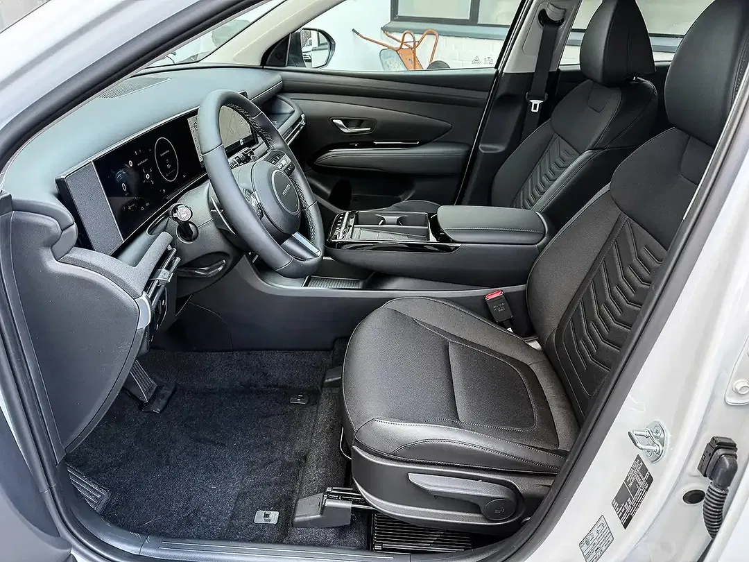 Hyundai TUCSON - Thumbnail 12