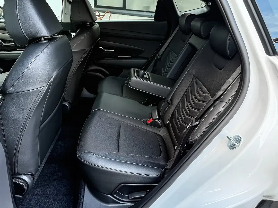 Hyundai TUCSON - Thumbnail 15