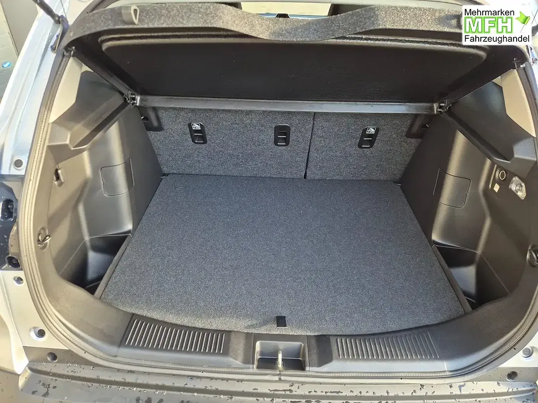 Suzuki S-Cross - Thumbnail 9