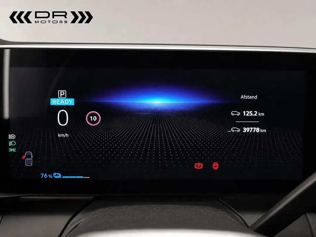 Renault Megane E-Tech - Thumbnail 5