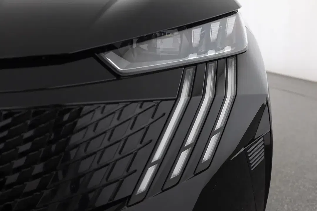 Peugeot 5008 - Thumbnail 9