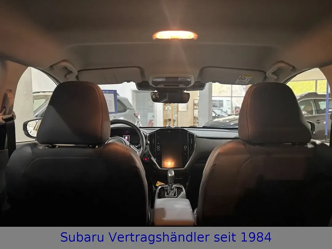 Subaru Crosstrek - Thumbnail 11