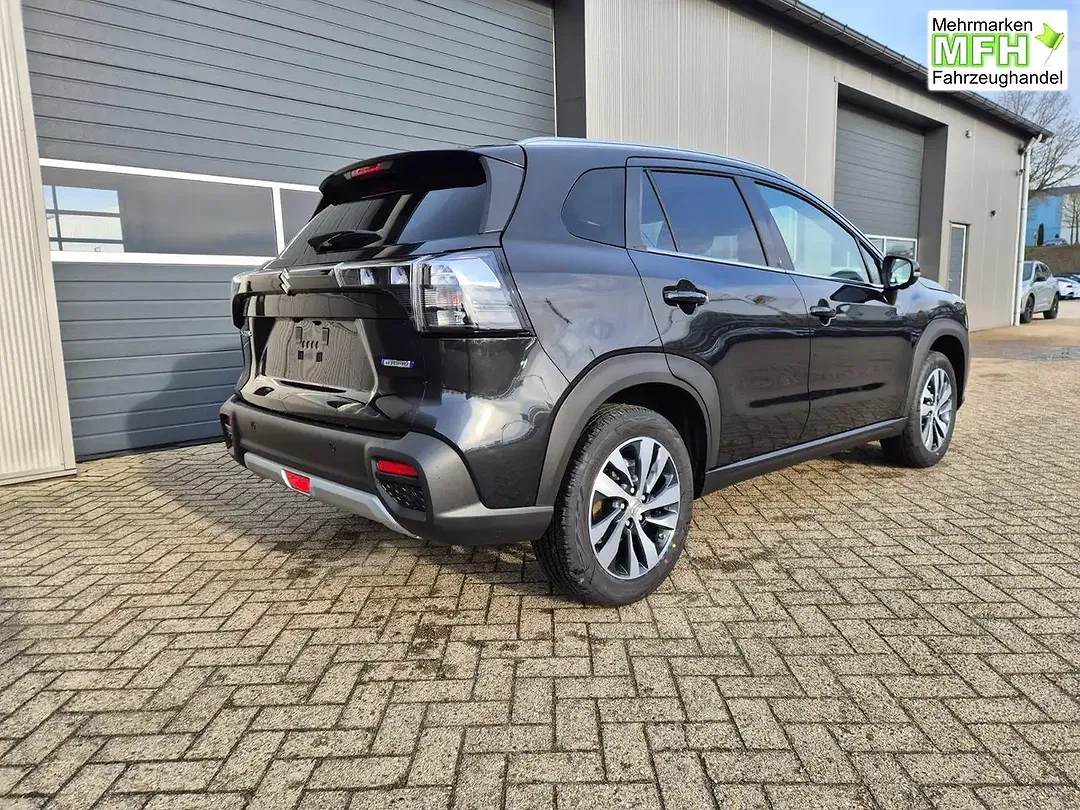Suzuki S-Cross - Thumbnail 5