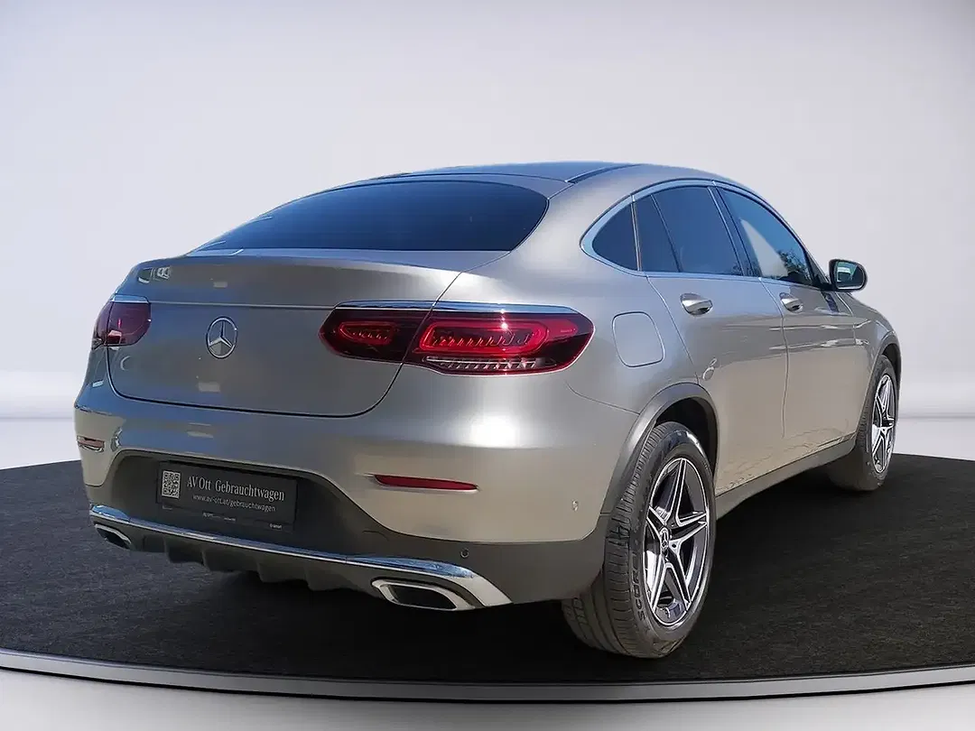 Mercedes-Benz GLC 220 - Thumbnail 4