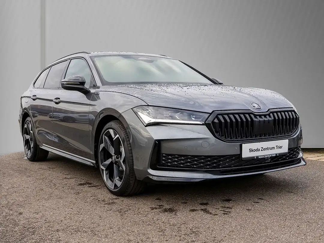Skoda Superb - Thumbnail 3