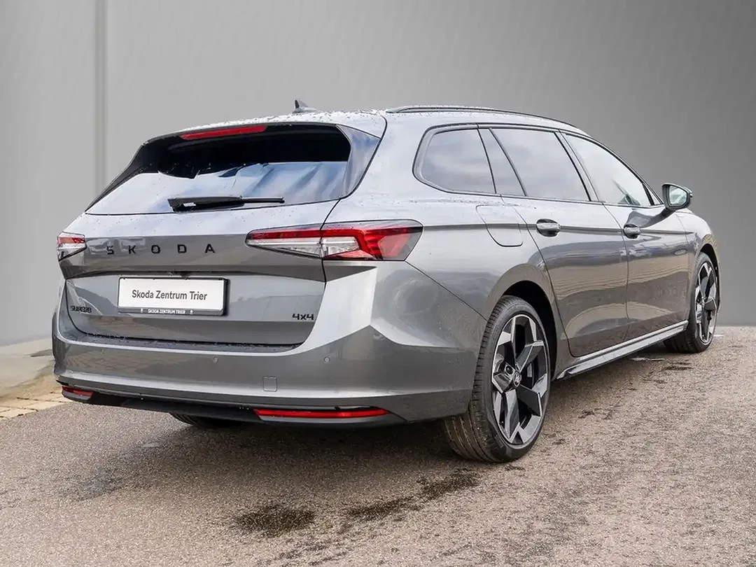 Skoda Superb - Thumbnail 4