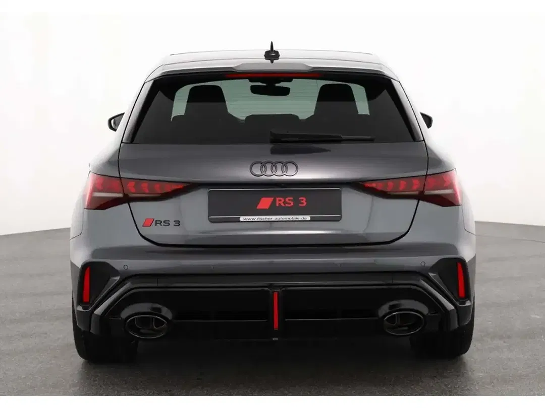 Audi RS3 - Thumbnail 5
