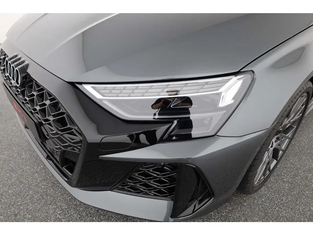 Audi RS3 - Thumbnail 6