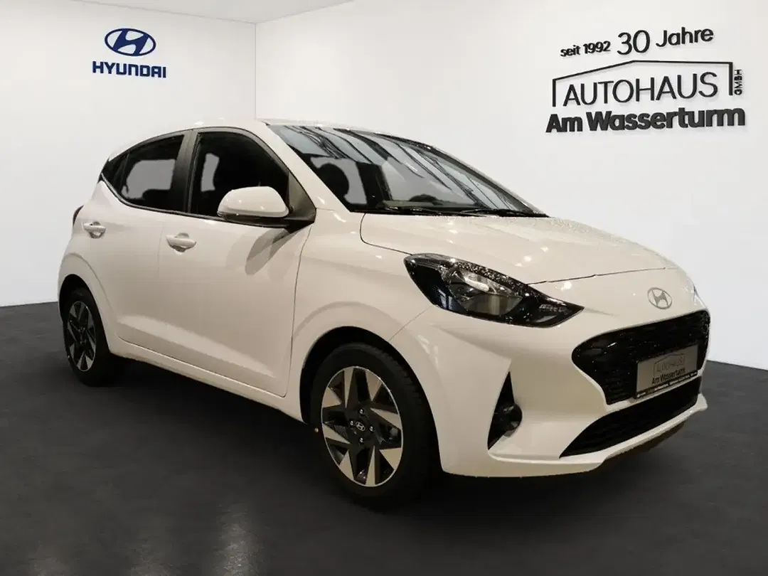 Hyundai i10 - Thumbnail 2