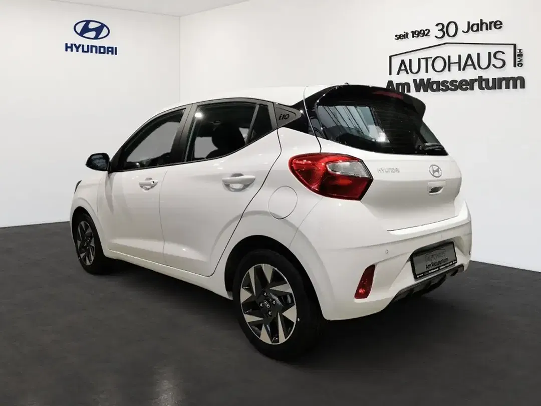 Hyundai i10 - Thumbnail 4