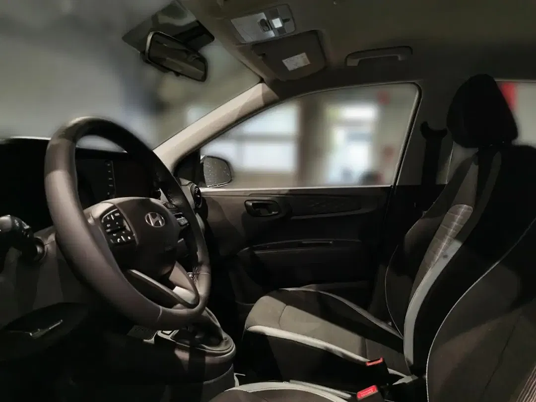 Hyundai i10 - Thumbnail 8