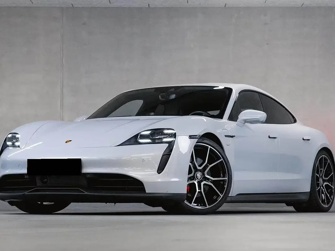 Porsche Taycan - Afbeelding 1