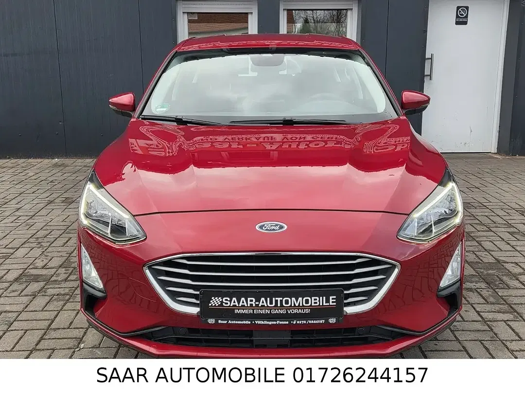 Ford Focus - Thumbnail 2