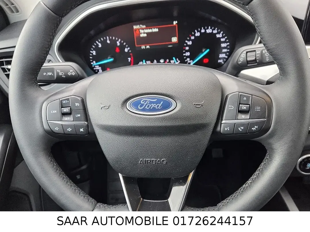 Ford Focus - Thumbnail 8