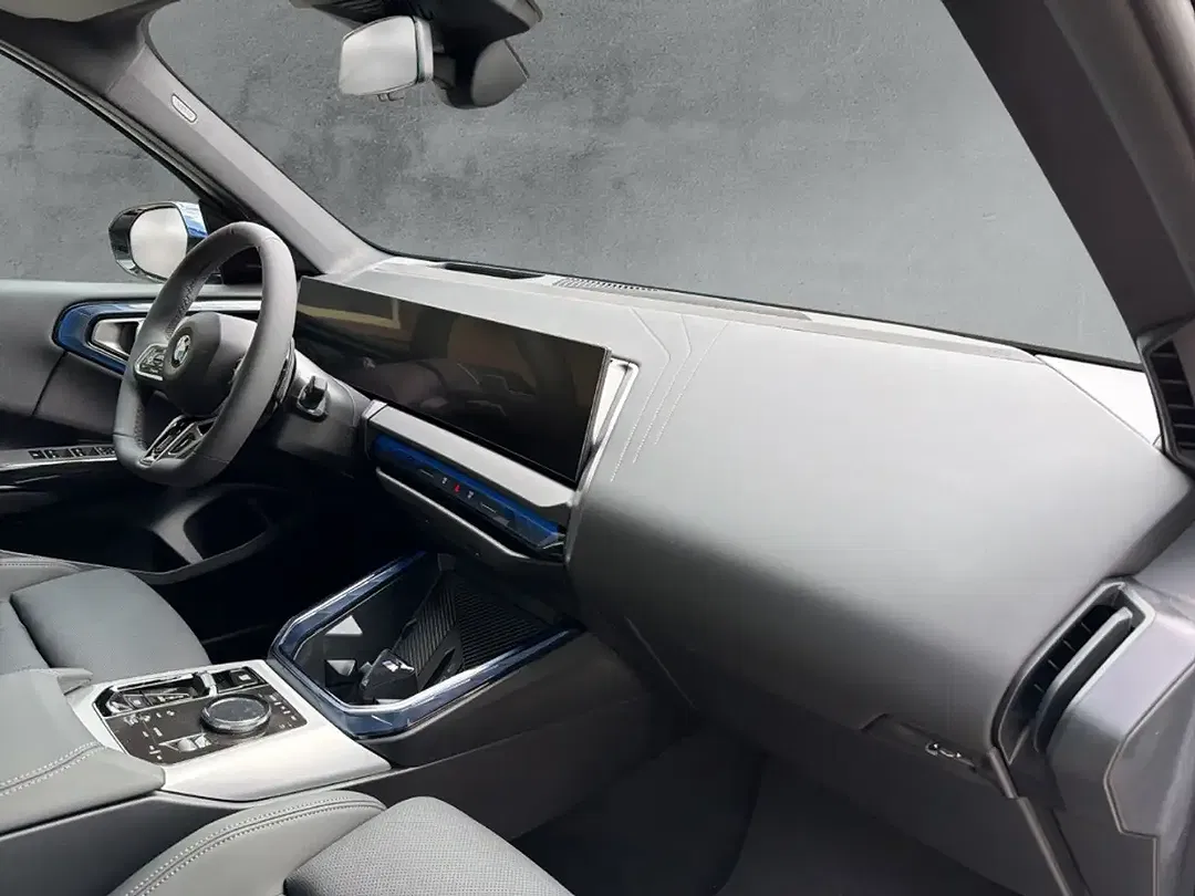 BMW X3 - Thumbnail 12