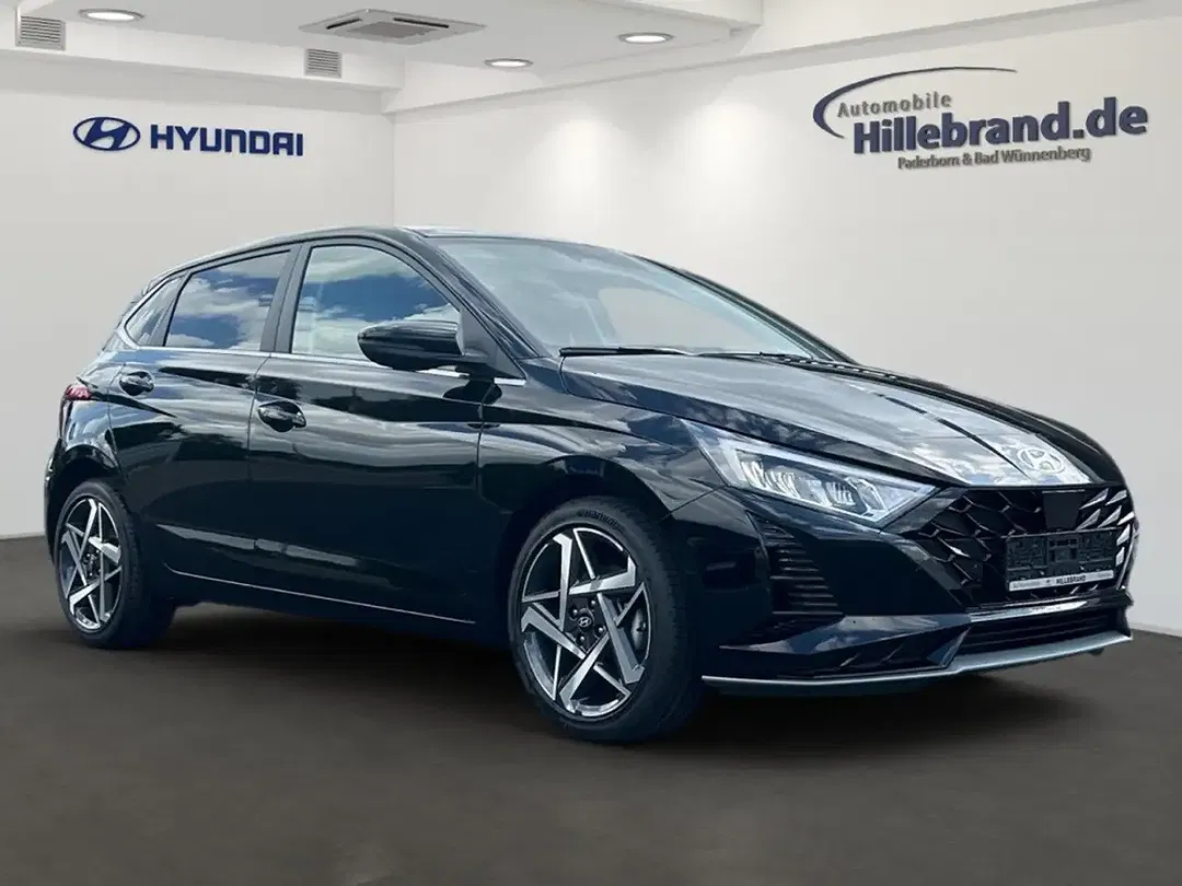 Hyundai i20 - Thumbnail 2