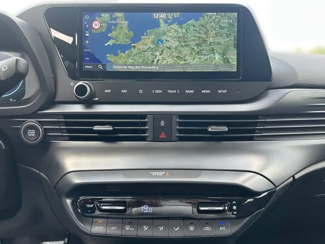 Hyundai i20 - Thumbnail 9