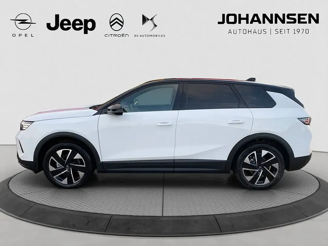 Opel Grandland - Thumbnail 2